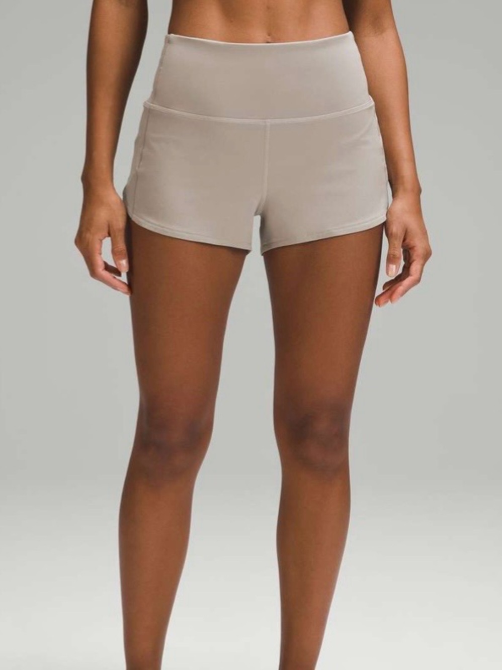 Lululemon Speed Up High-Rise Lined
Short 2.5" Colour Riverstone